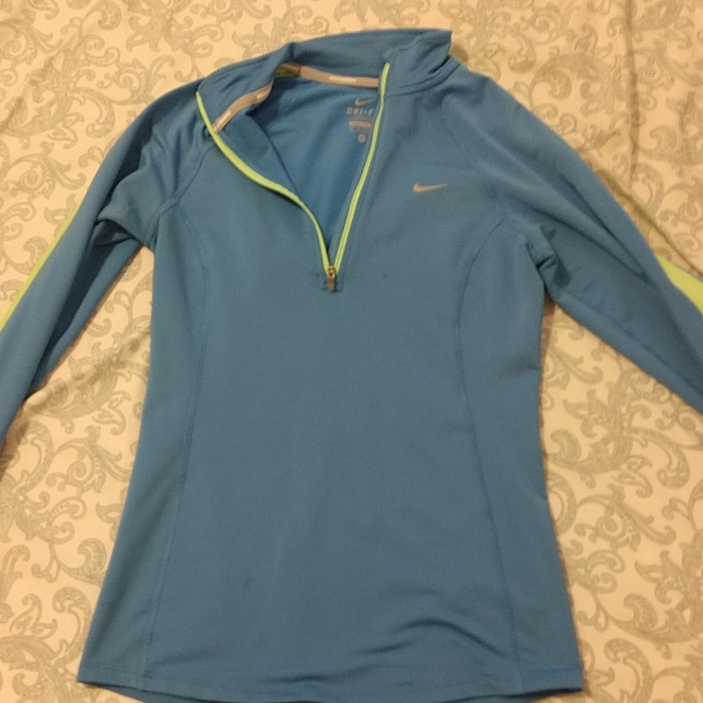 Nike half zip pullover